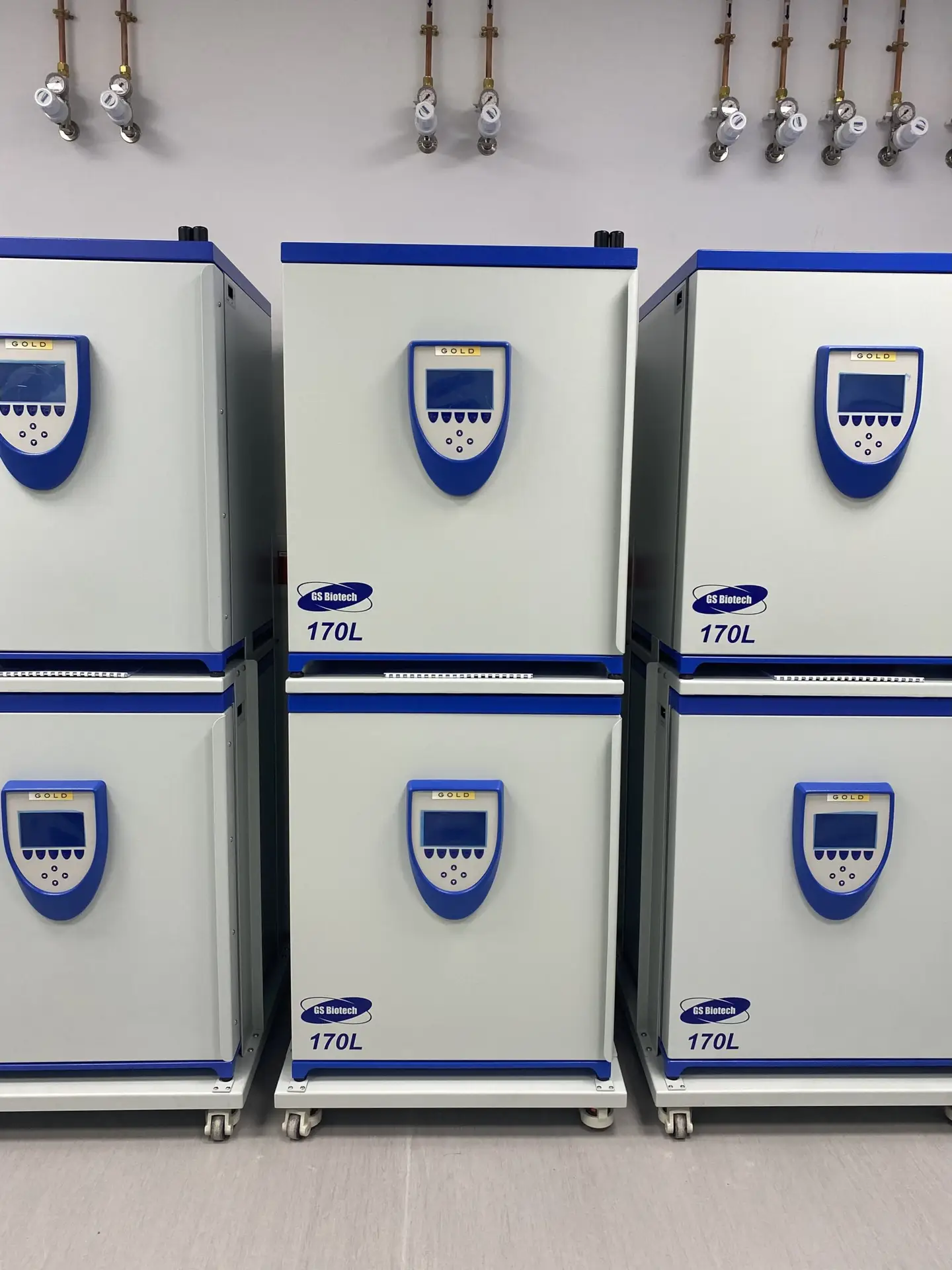 5 double stacked units in new lab